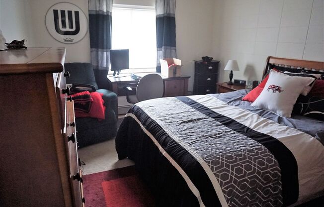 1 bed, 1 bath, $1,115, Unit 1D