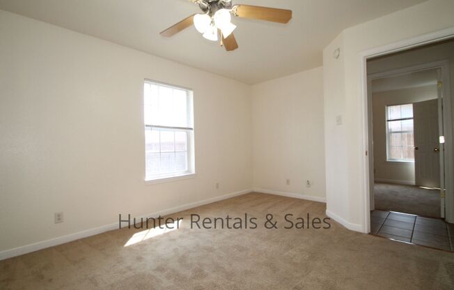 3 beds, 2 baths, $1,195