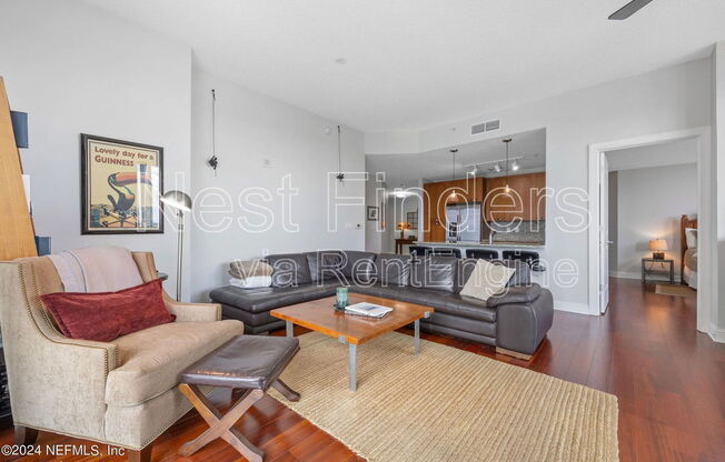 2 beds, 2 baths, 1,337 sqft, $2,595, Unit 1701