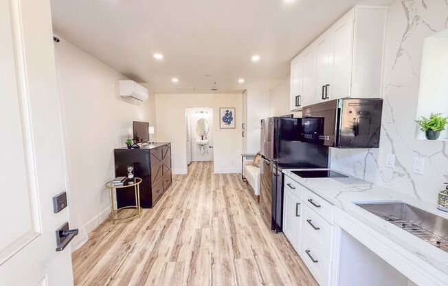 2519 Columbia Street