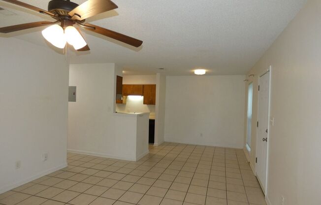 Great location 2bed/2bath townhouse