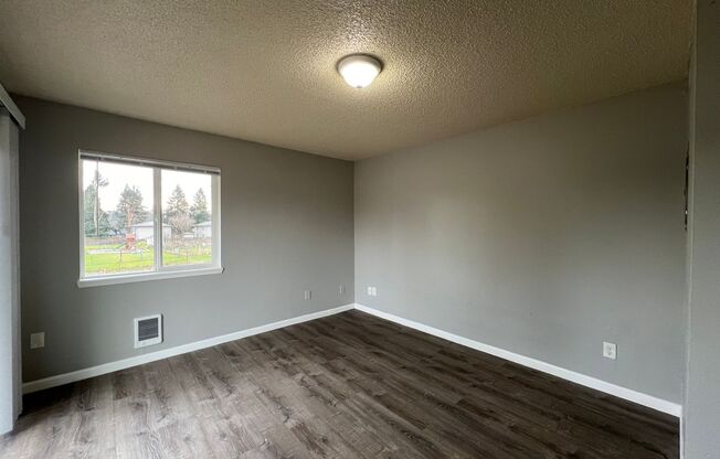 Studio, 1 bath, 450 sqft, $1,000, Unit 40-A