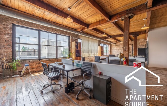 3124 W CARROLL