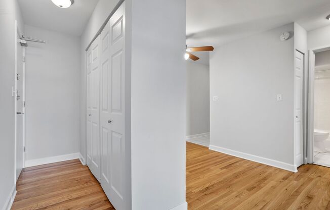 1 bed, 1 bath, 492 sqft, $1,800, Unit 535