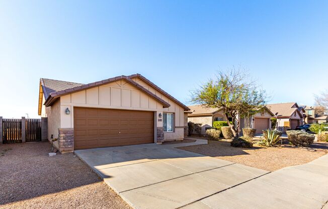 Move-In Ready 3-Bedroom Home in Buckeye – Great Location!