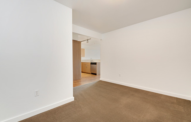 1 bed, 1 bath, 698 sqft, $2,195, Unit 408