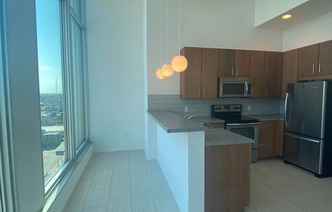 1 bed, 1 bath, 642 sqft, $1,775, Unit 1603