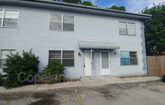4089 76 AVE N