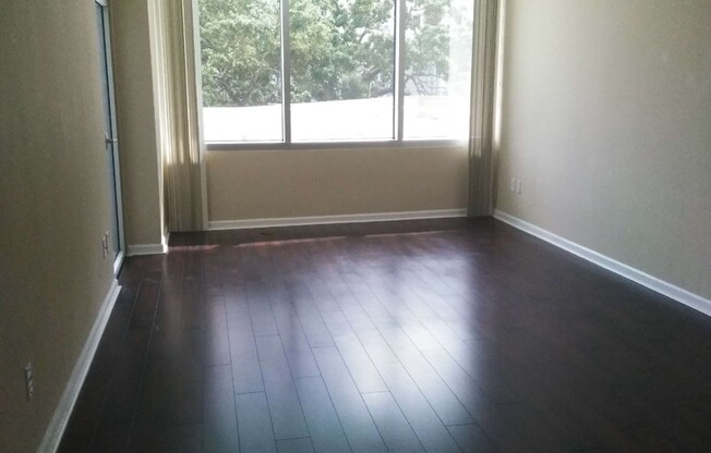 2 bed 2 bath condo Downtown Orlando!