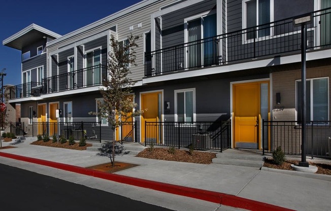 Strata99 Townhomes Apartments Building Exterior