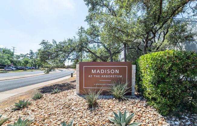 entrance to apartment community in Austin, TX