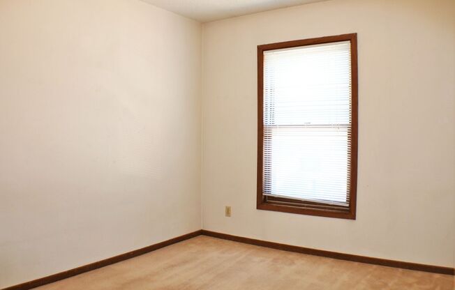 2 beds, 2 baths, 750 sqft, $1,195, Unit #05