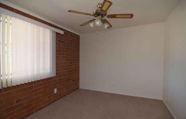 2 beds, 1 bath, $1,150