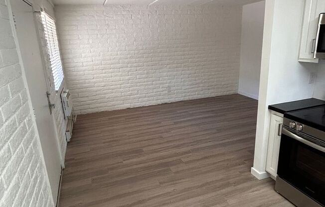 2 beds, 1 bath, 615 sqft, $1,250, Unit 104B