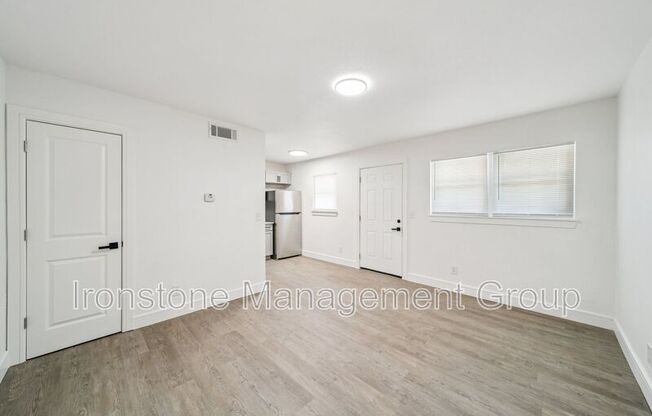 3167 E 49 ST