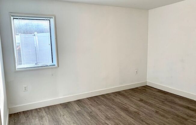 1 bed, 1 bath, 650 sqft, $1,849, Unit 105