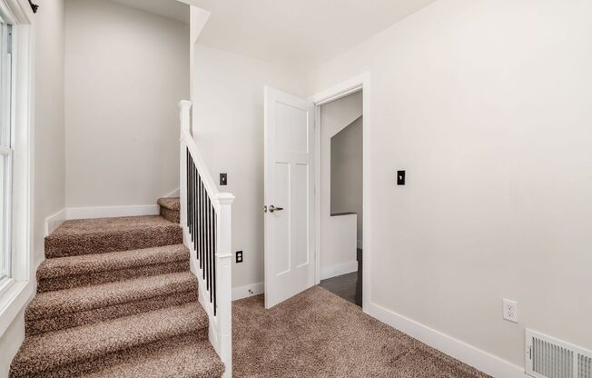 857-859 Wilson Ave
