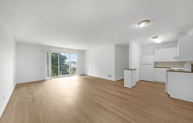 415 Warren Drive (144r)