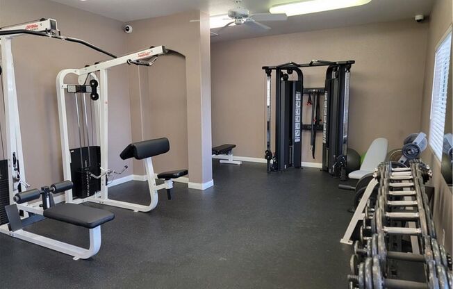 3 beds, 2 baths, $1,445, Unit # 4822