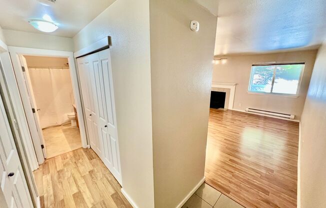 1Bd/1Ba Lynnwood Condo