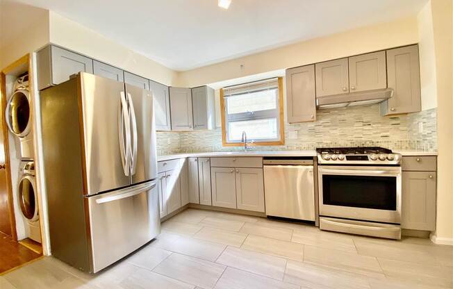 230 WEBSTER AVE