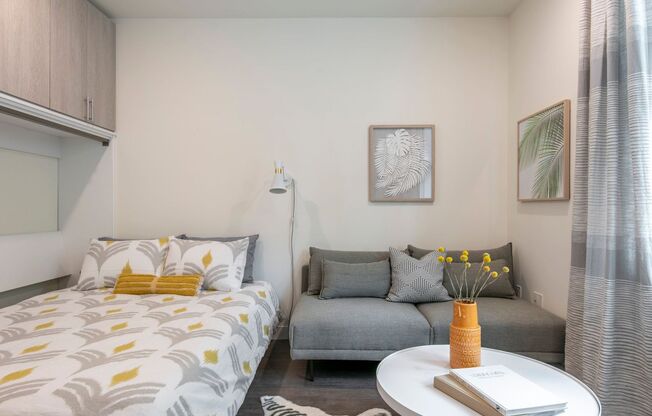 1 bed, 1 bath, 448 sqft, $2,125, Unit 417