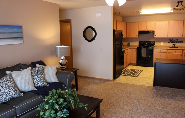 2 beds, 1 bath, $995