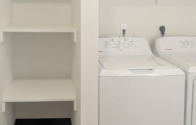Studio, 1 bath, 474 sqft, $1,599