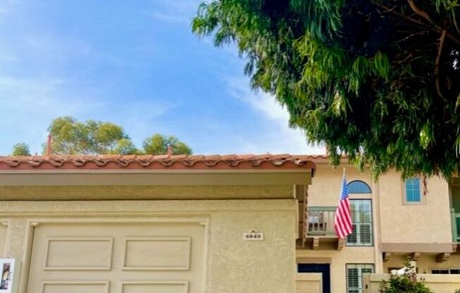 Spacious 3 Bedroom 2.5 Bath Townhouse in Carlsbad Available