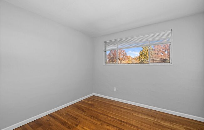 2 beds, 1.5 baths, 830 sqft, $1,300, Unit 9774 Lynntown Court