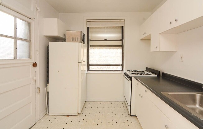 2330 5 N SPAULDING