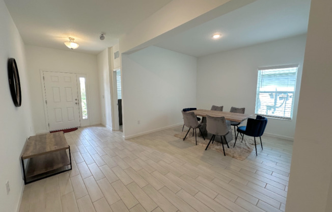 3501 YARIAN DR