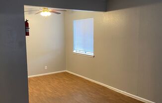 1 bed, 1 bath, 480 sqft, $750, Unit 12