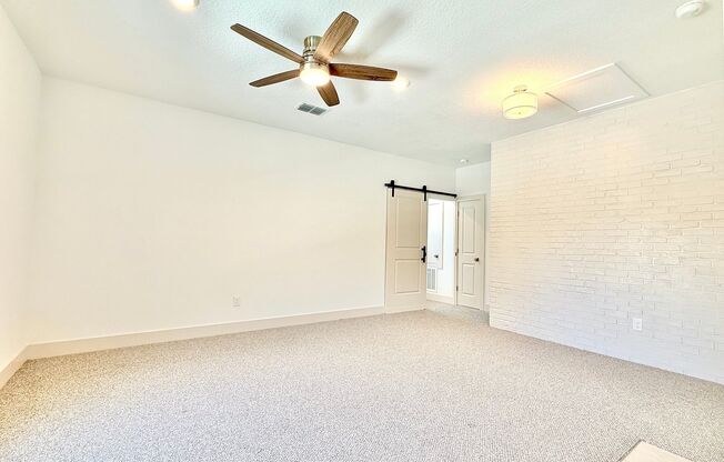 Sleek 1Bedroom/ 1Bath loft-style living in College Park!