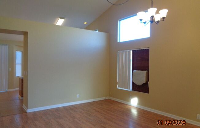 Clean West Palmdale One Story Offering 1494 sq. ft.