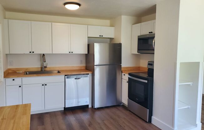 Recently Remolded Duplex