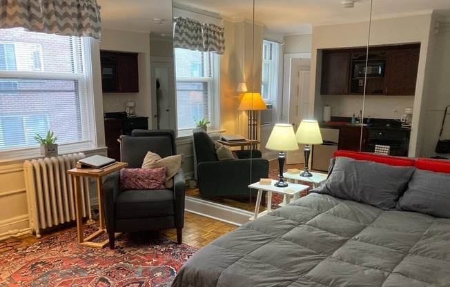 Studio, 1 bath, 300 sqft, $2,400, Unit 7K