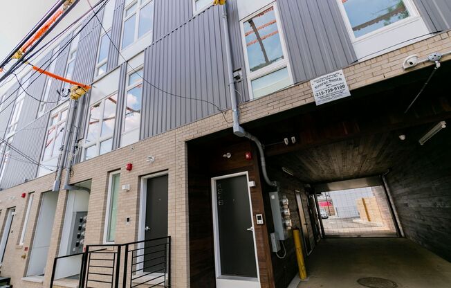 2 beds, 2 baths, 820 sqft, $1,595, Unit 1247 - C