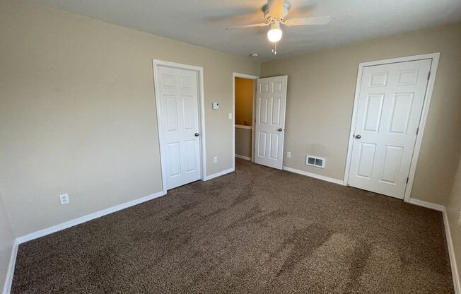 2 beds, 1.5 baths, $1,200