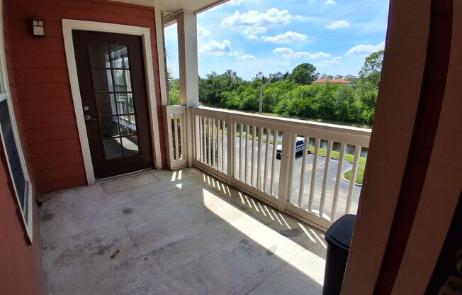 2 bedroom 2 bathroom with washer and dryer in Vantage Point