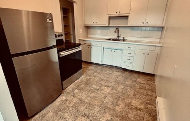 Eden Roc Apartments #2