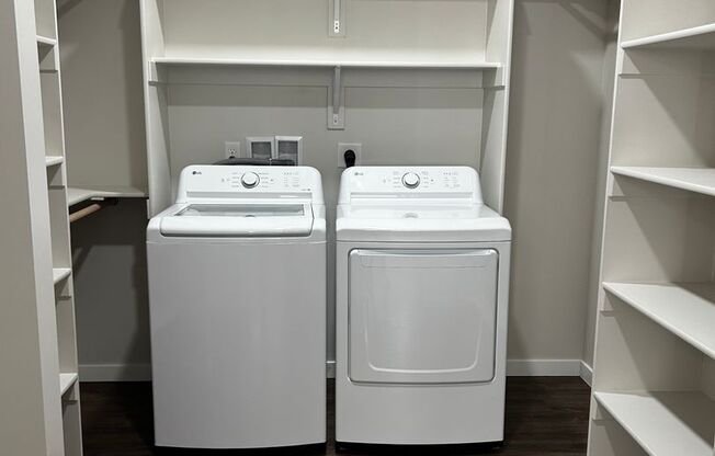 1 bed, 1.5 baths, 941 sqft, $1,795, Unit 222 - L1285 LOFT