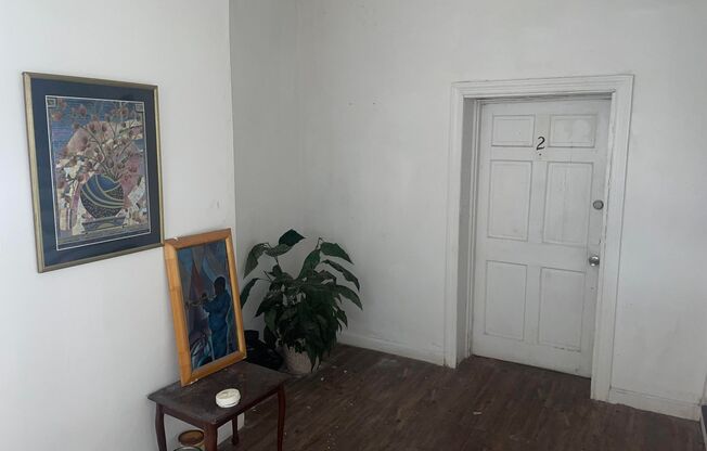 Two Bedroom Apartment Close to Downtown Lynchburg!