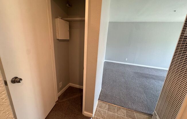 Newly Remodeled Sunny 2Bed/2Bath Apartment With Streetview Balcony Located Near Mission Hills With $750 Off 1st Month’s Rent!!!!