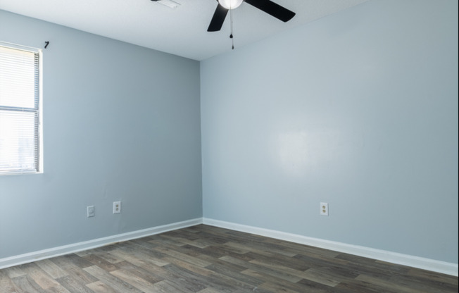 2 beds, 1 bath, 1,000 sqft, $875, Unit 345