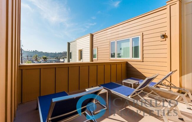2 beds, 2 baths, 914 sqft, $3,595, Unit 204