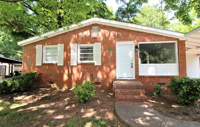 Fully Renovated 3-Bedroom Ranch in South Charlotte!