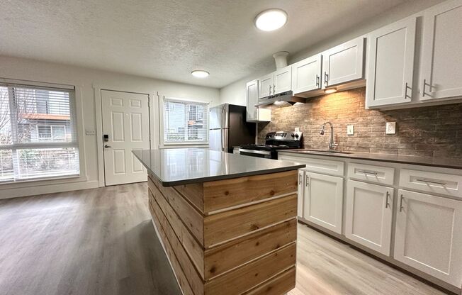 1 bed, 1 bath, 550 sqft, $1,295, Unit 5