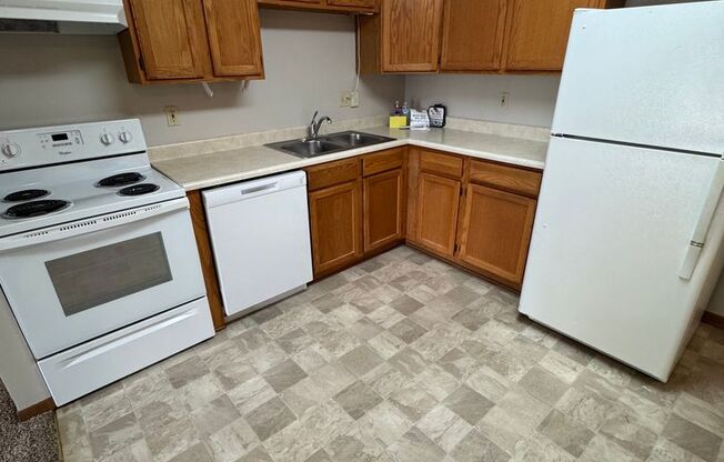 1 bed, 1 bath, 625 sqft, $1,025, Unit 144