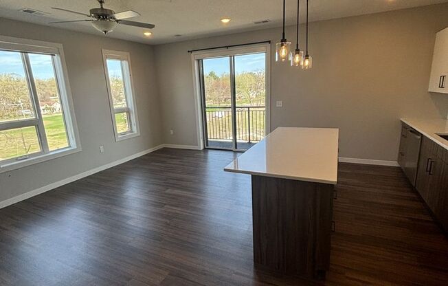 2 beds, 2 baths, 1,245 sqft, $2,000, Unit 311